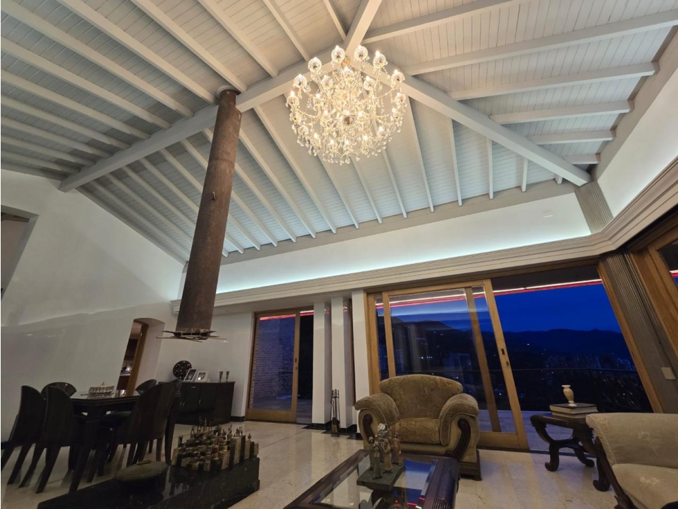 ESPECTACULAR CASA EN VENTA ALTO DE PALMAS — foto 3