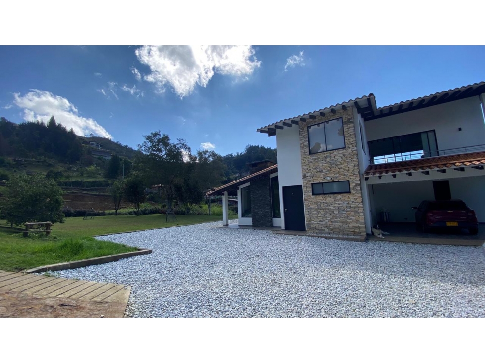 ENCANTADORA FINCA EN VENTA GUARNE — foto 3