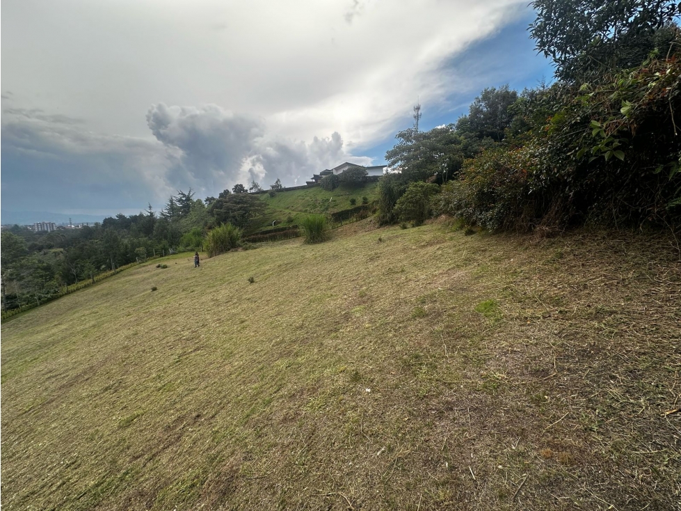 ENCANTADOR LOTE EN VENTA CERCA A SAN ANTONIO DE PEREIRA — foto 3