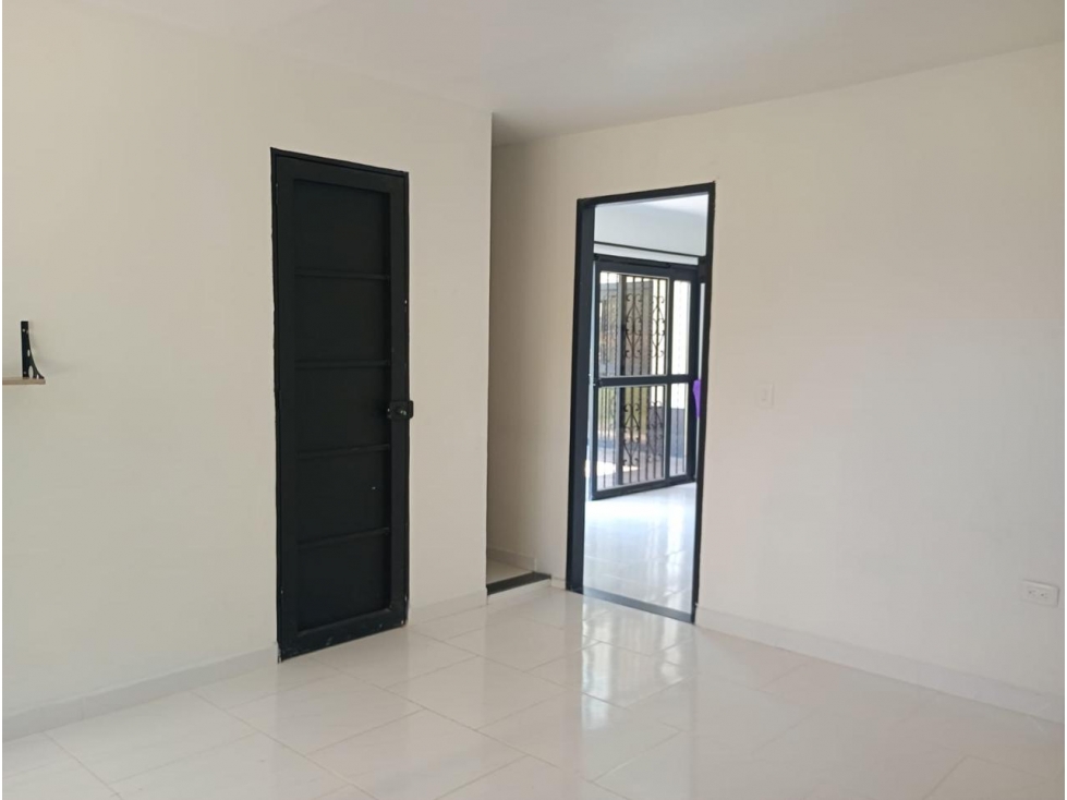 LINDA FINCA EN VENTA MARINILLA — foto 3