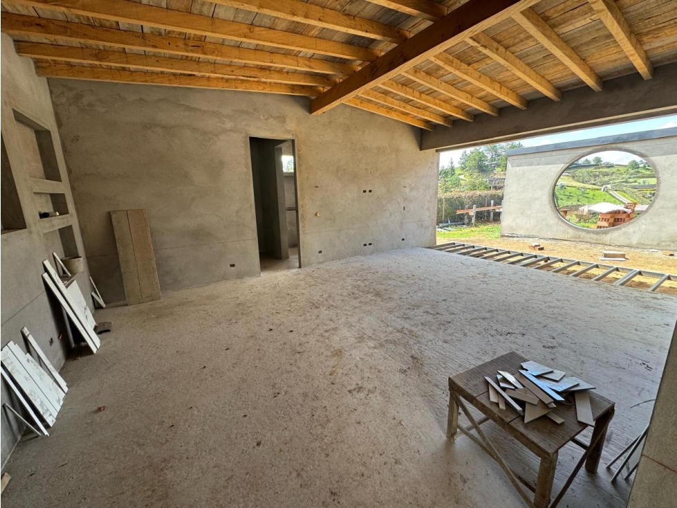 DESPANPANANTE CASA FINCA EN CONSTRUCCION — foto 4