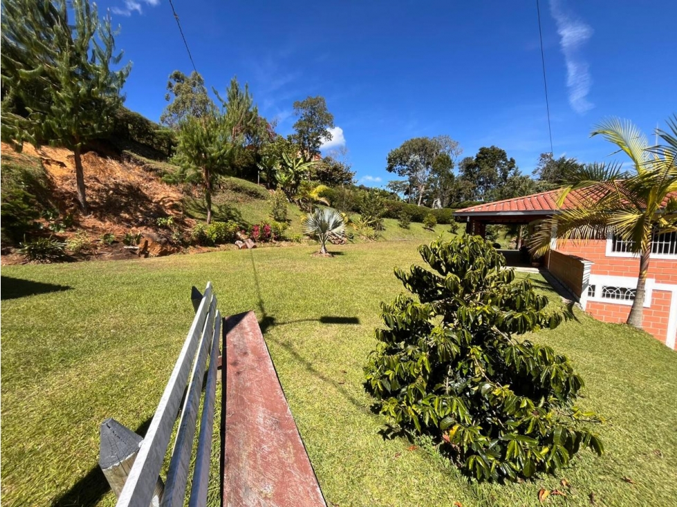 ENCANTADORA FINCA EN VENTA GUARNE — foto 3