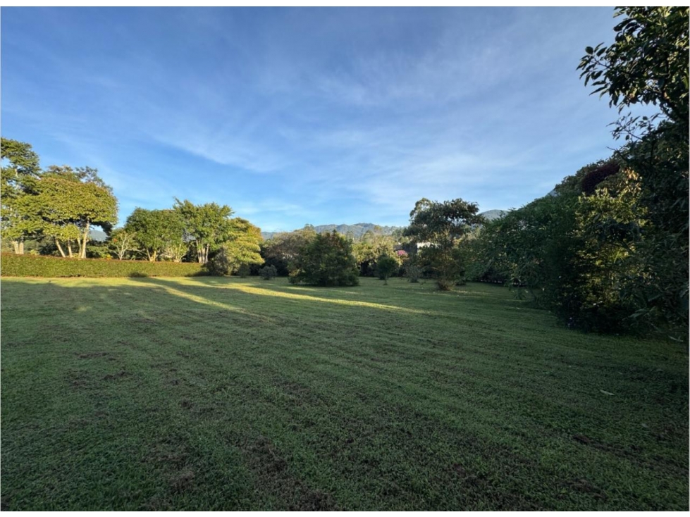 EN VENTA LINDO LOTE EN PARCELACIÓN CON EXCELENTE UBICACIÓN Y VISTA — foto 3