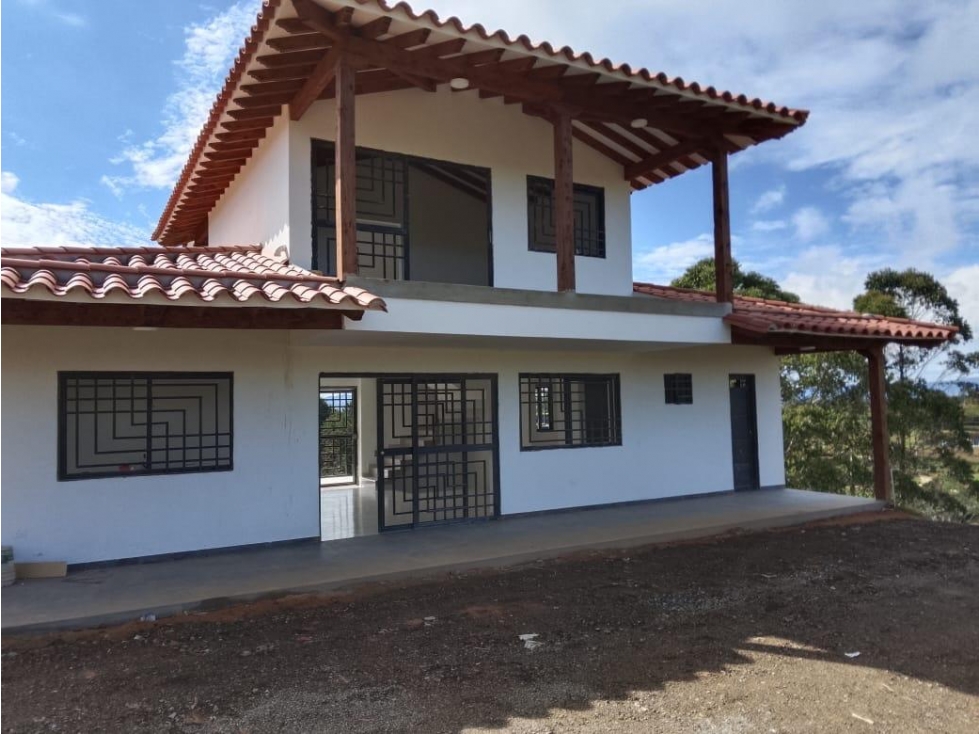 HERMOSA FINCA EN VENTA PARA ESTRENAR CERCA A LA AUTOPISTA — foto 3