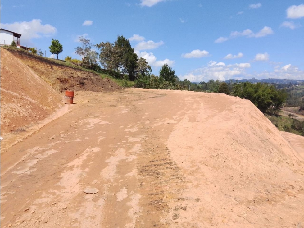 HERMOSOS LOTES EN VENTA CERCA A LA AUTOPISTA MEDELLÍN BOGOTÁ — foto 3