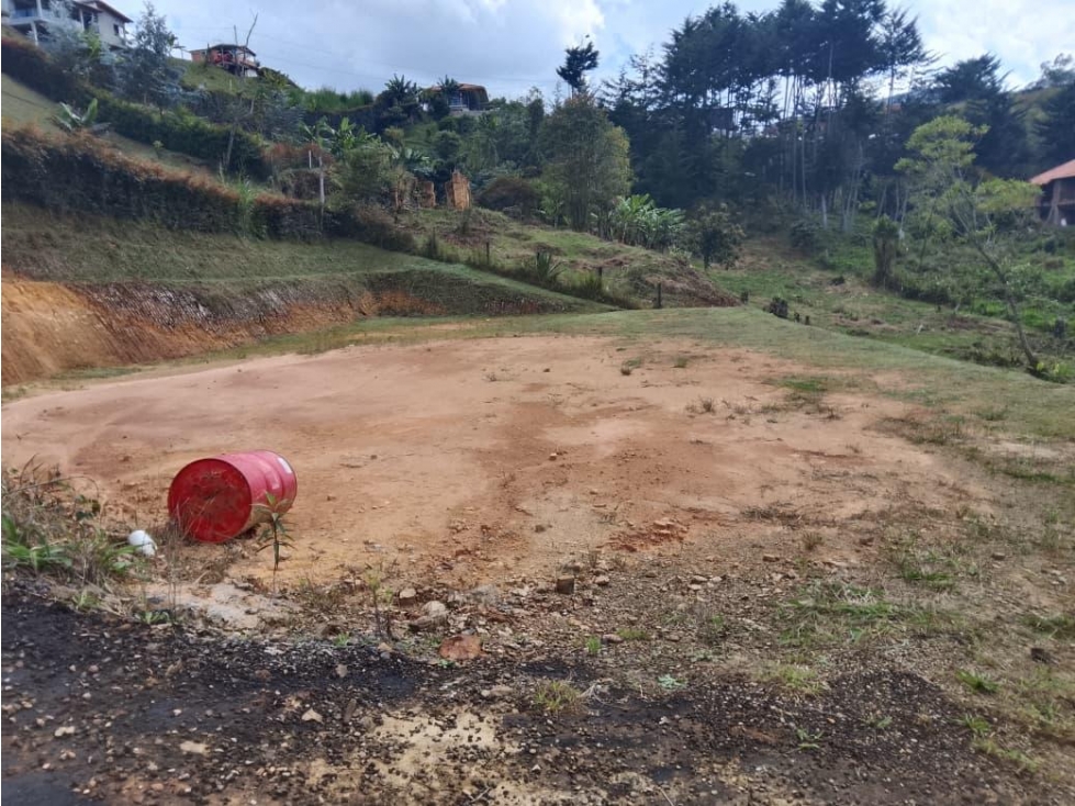 HERMOSO LOTE EN VENTA SAN VICENTE CERCA A LA AUTOPISTA — foto 3