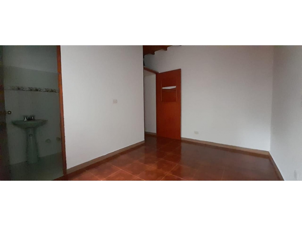 LINDA CASA EN VENTA SAN ANTONIO DE PEREIRA — foto 3