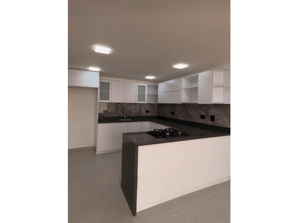 ENCANTADORA CASA EN VENTA LA CEJA — foto 3