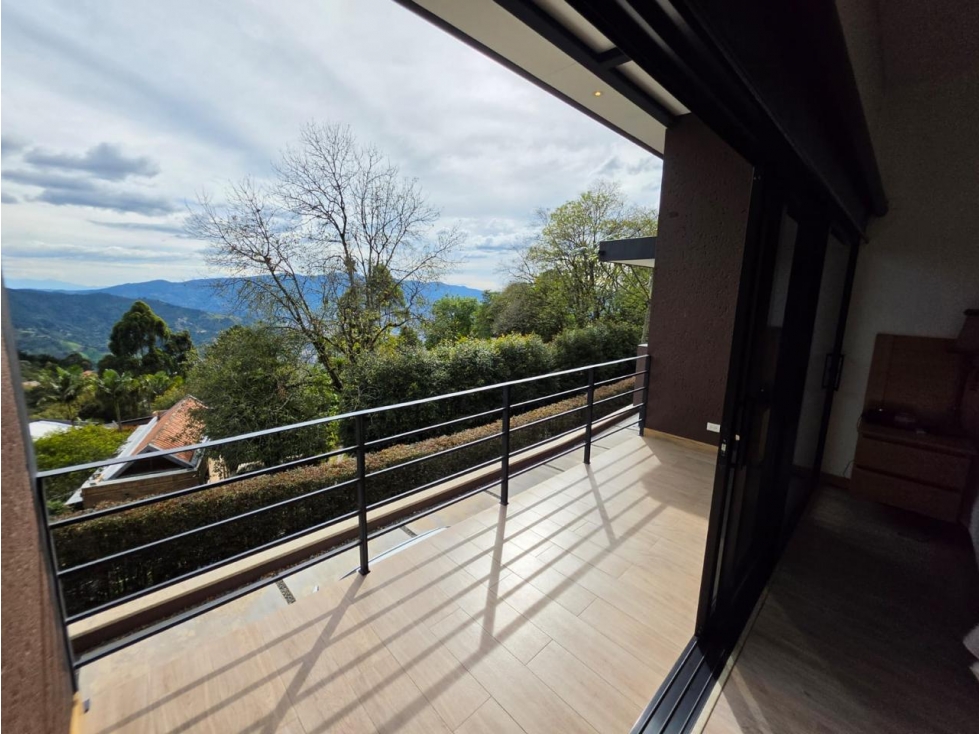 ESPECTACULAR CASA EN VENTA ALTO DE PALMAS