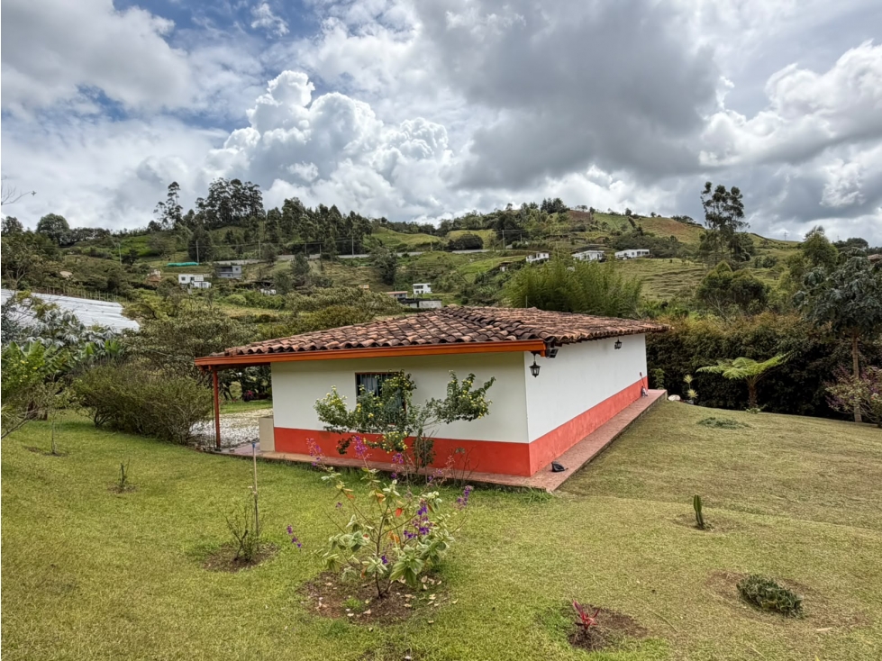 HERMOSA CASA FINCA TRADICIONAL EN VENTA EL SANTUARIO — foto 5