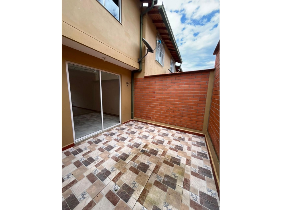 HERMOSA CASA EN VENTA SAN ANTONIO DE PEREIRA — foto 3