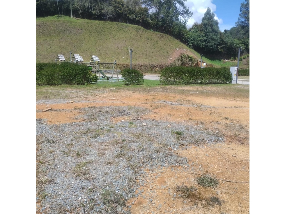 HERMOSO LOTE EN VENTA ALTO DE PALMAS — foto 4