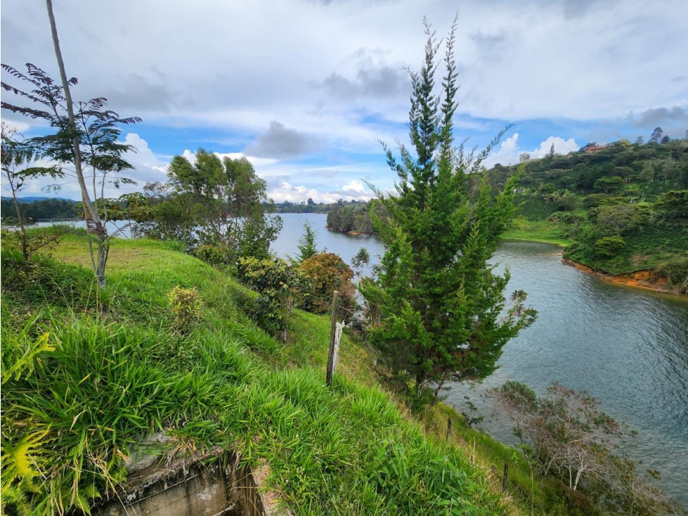 ENCANTADORES LOTES EN VENTA EL PEÑOL CON EMBALSE - 3