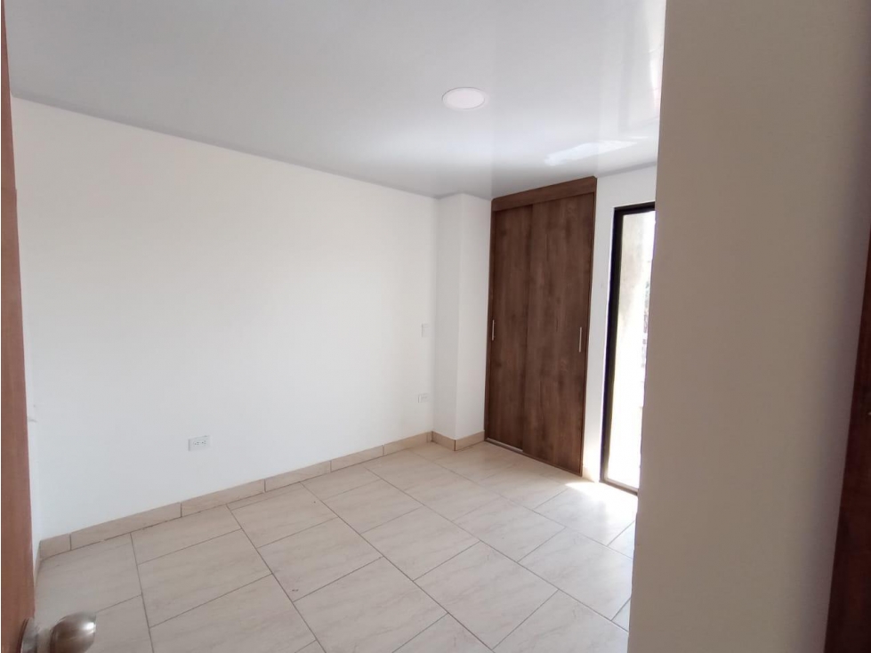 HERMOSO APARTAMENTO EN VENTA MARINILLA — foto 3
