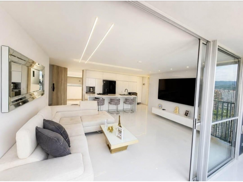 EXCLUSIVO APARTAMENTO DE LUJO EN VENTA EL POBLADO — foto 3