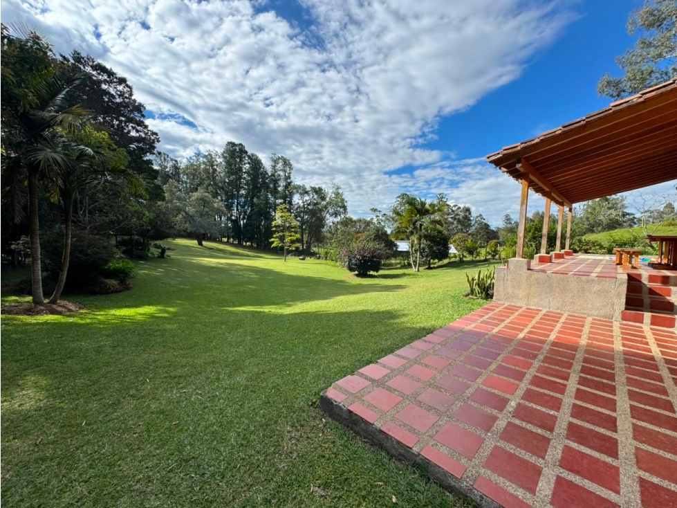 ESPECTACULAR FINCA EN VENTA LLANOGRANDE