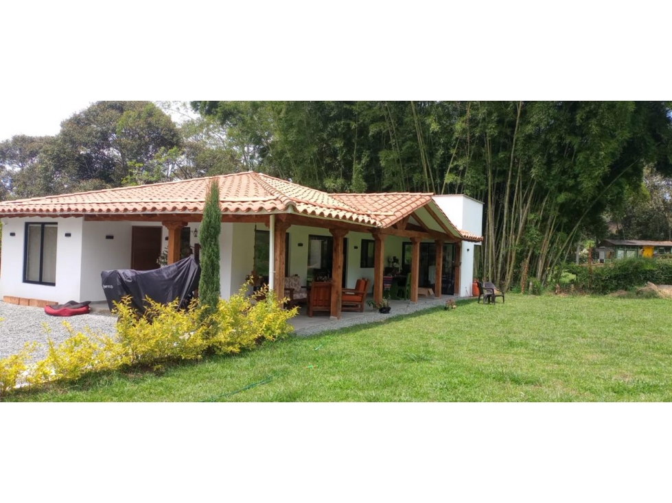 ENCANTADORA FINCA EN VENTA ENTRE MARINILLA Y SANTUARIO — foto 3