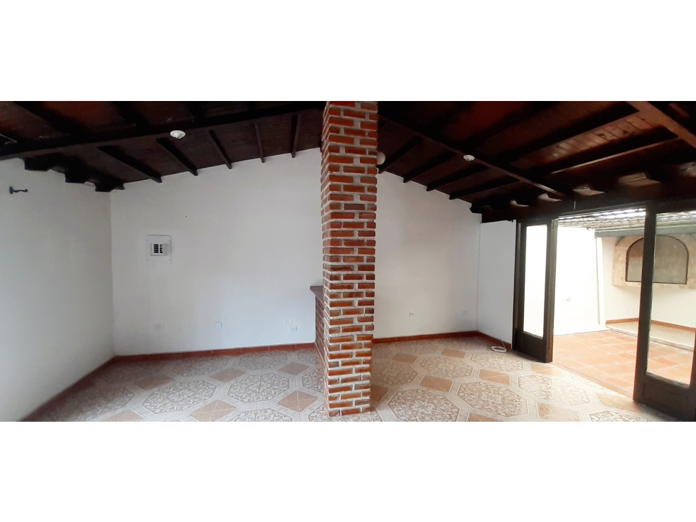 HERMOSA CASA EN VENTA EN SAN ANTONIO DE PEREIRA — foto 2
