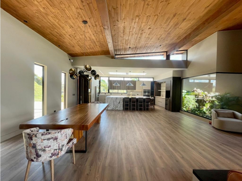 ENCANTADORA CASA CAMPESTRE EN VENTA GUATAPÉ - 4