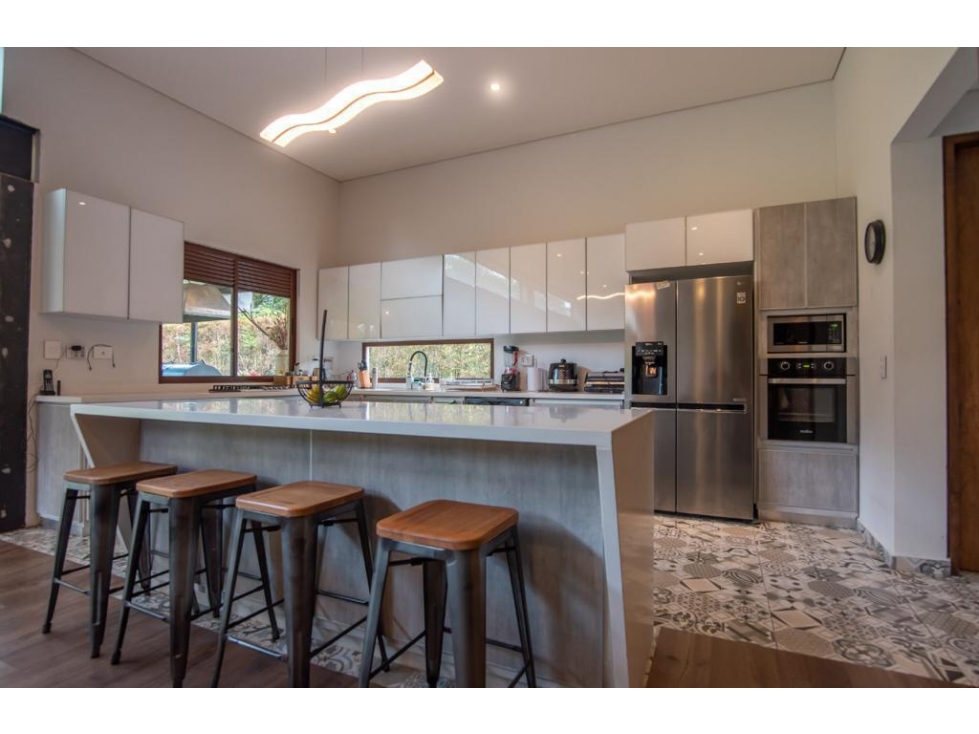 EXCELENTE CASA CAMPESTRE EN ARRIENDO CERCA MEDELLÍN - 5