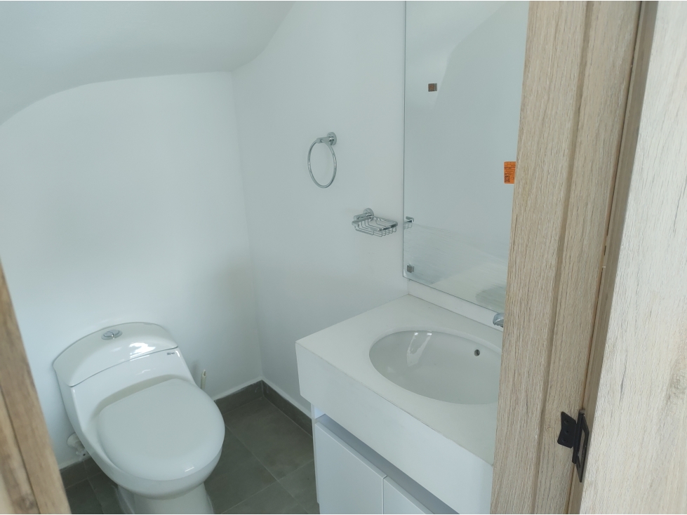 HERMOSA CASA DE 3 NIVELES EN VENTA PORVENIR RIONEGRO-ANTIOQUIA — foto 5