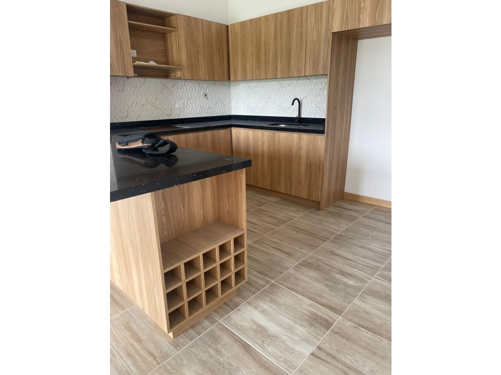 APARTAMENTO EN PH- VENTA EN EL SECTOR HOSPITAL CARMEN DE VIBORAL — foto 2