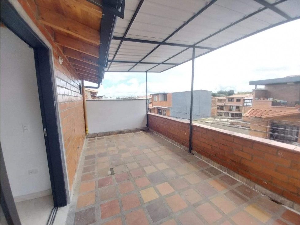 Oportunidad... HERMOSA CASA UNIFAMILIAR EN VENTA EL CARMEN DE VIBORAL — foto 4