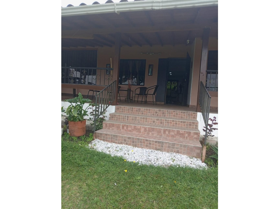 ENCANTADORA FINCA EN VENTA GUARNE — foto 5