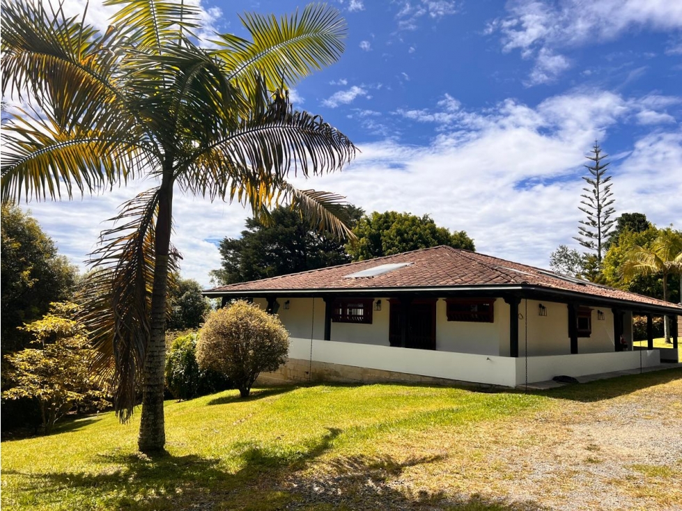 LINDA CASA FINCA EN VENTA EL CARMEN DE VIBORAL — foto 3