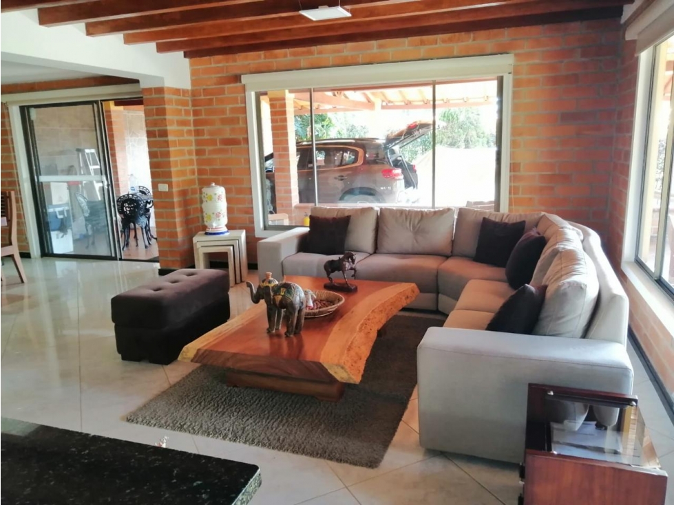 ENCANTADORA FINCA EN VENTA GUARNE — foto 4