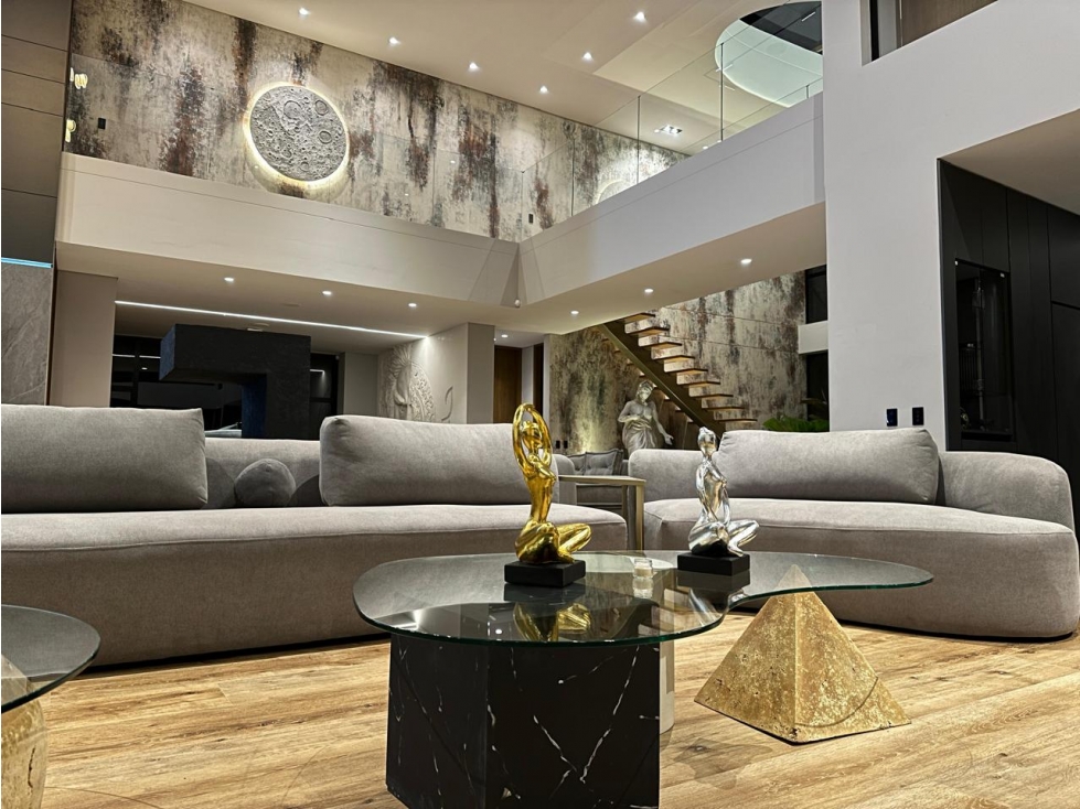 ESPECTACULAR CASA LUXURY EN VENTA ALTO DE PAMAS MEDELLÍN — foto 2