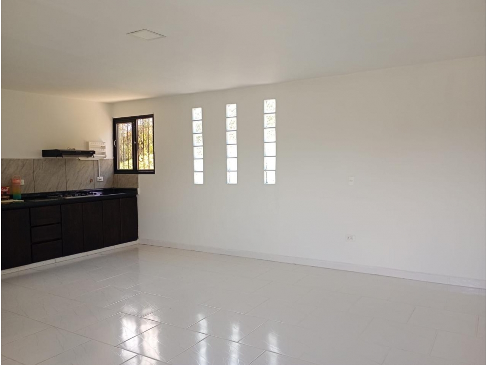 LINDA FINCA EN VENTA MARINILLA — foto 4