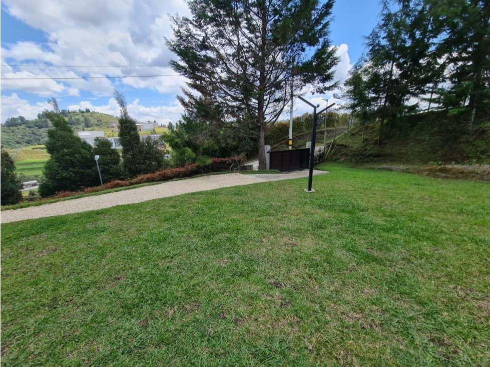 ESPECTACULAR FINCA EN VENTA CERCA AL AEROPUERTO — foto 4