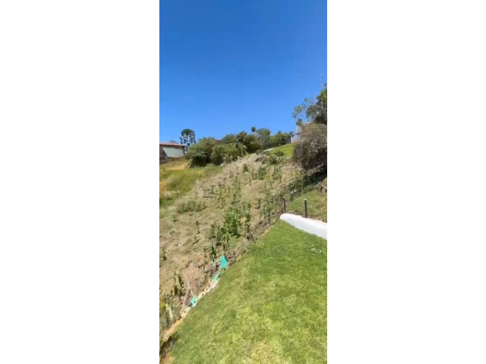 LINDA CASA FINCA EN VENTA MARINILLA — foto 4