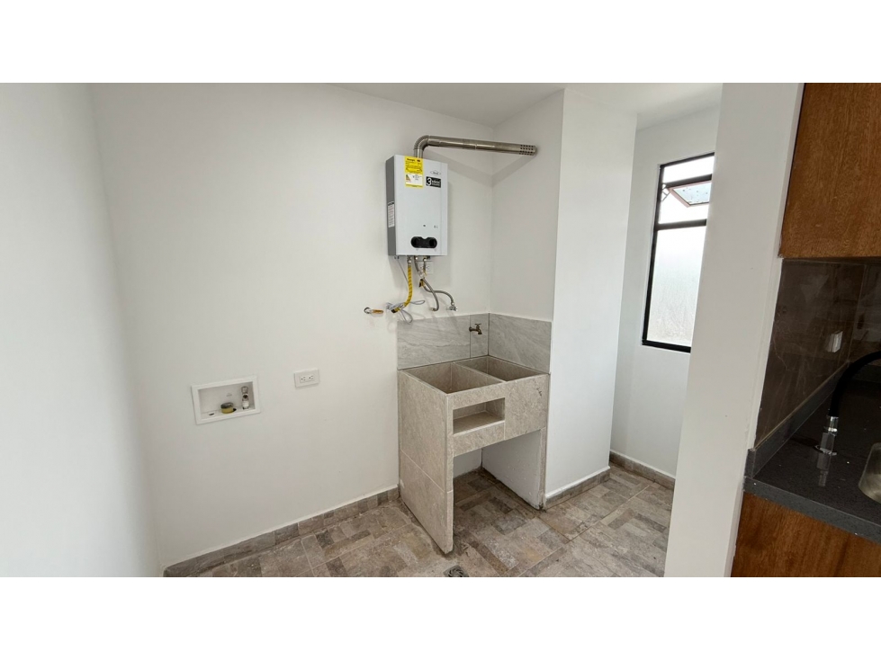 HERMOSO APARTAMENTO INTERNO EN VENTA ~ MUY CERC AL PARQUE DEL CARMEN — foto 4