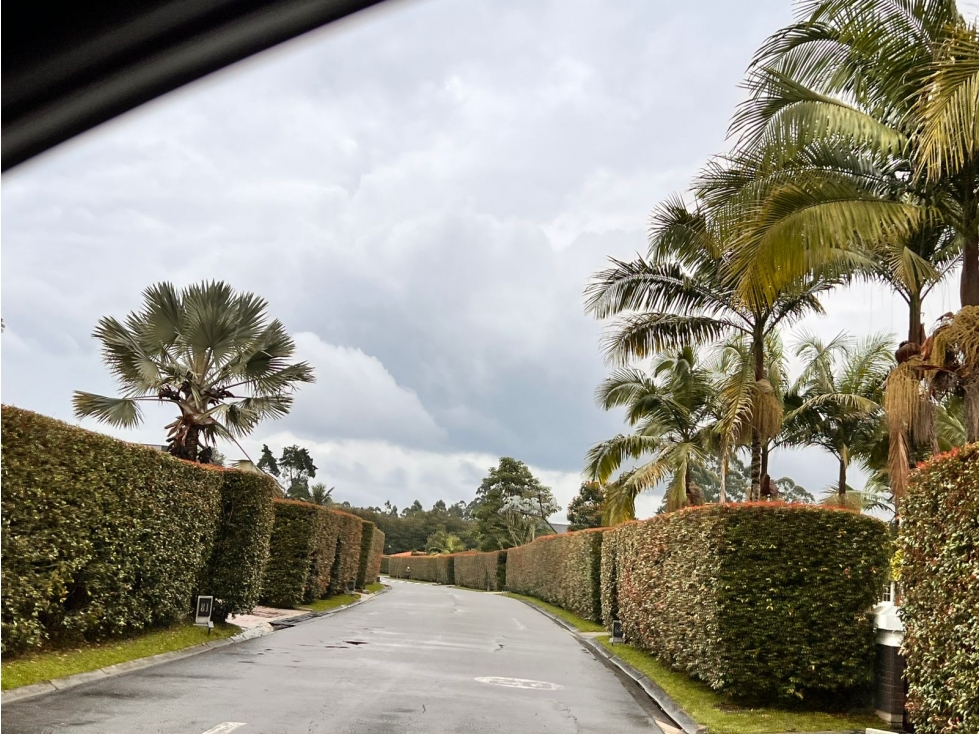 HERMOSO LOTE EN VENTA PARCELACIÓN NUEVA EN LLANOGRANDE - 100% PLANO... — foto 4