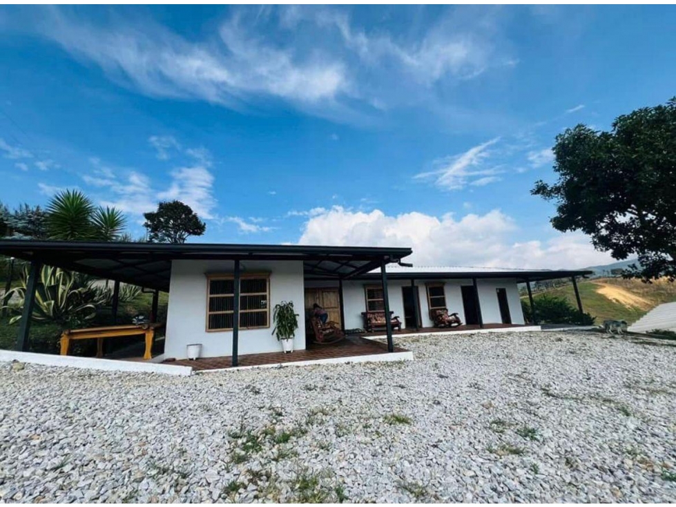 HERMOSA FINCA EN VENTA CARMEN DE VIBORAL — foto 3