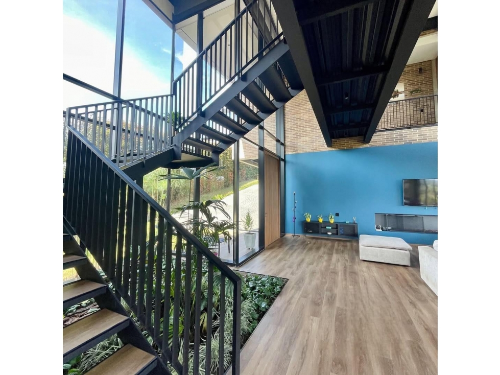 CONFORTABLE CADA EN VENTA ALTO DE PALMAS — foto 6