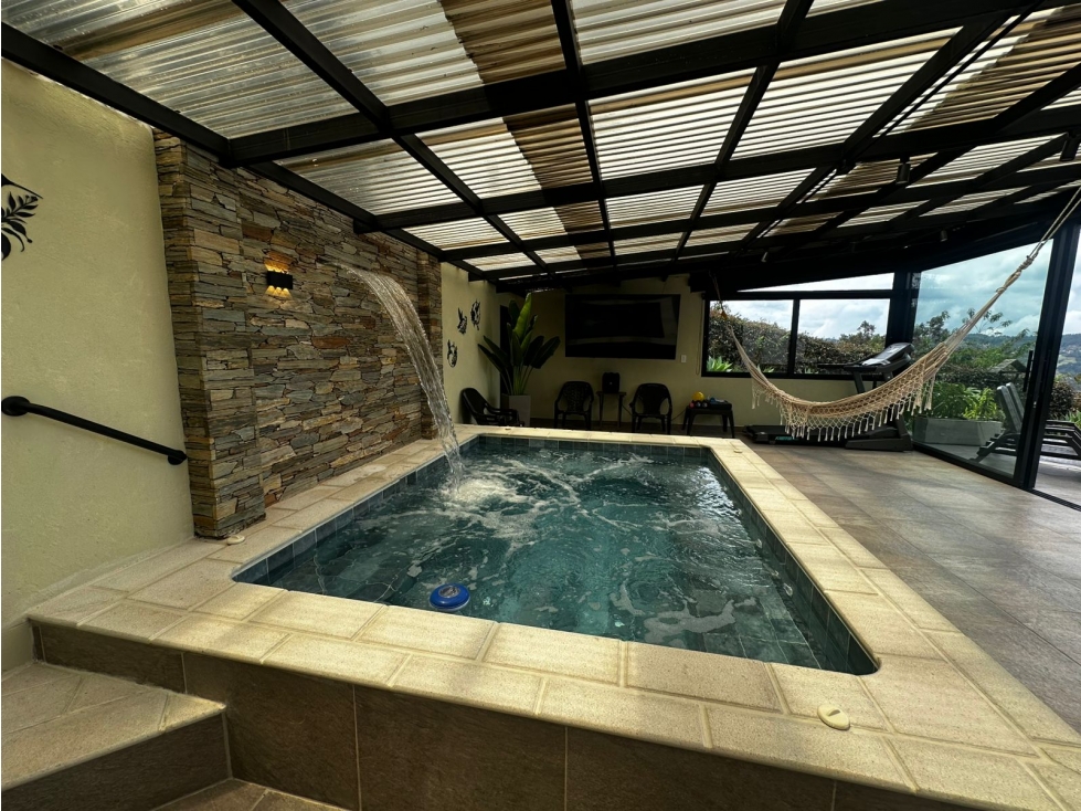 ENCANTADORA FINCA EN VENTA GUARNE — foto 5