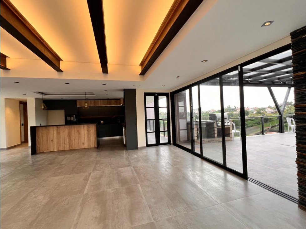 HERMOSA CASA FINCA DE LUJO EN VENTA EL CARMEN DE VIBORAL — foto 3