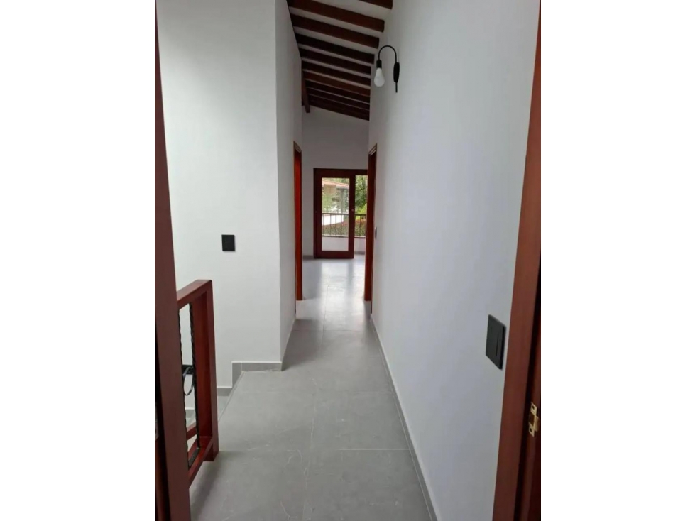 ENCANTADORA CASA EN VENTA LA CEJA — foto 4