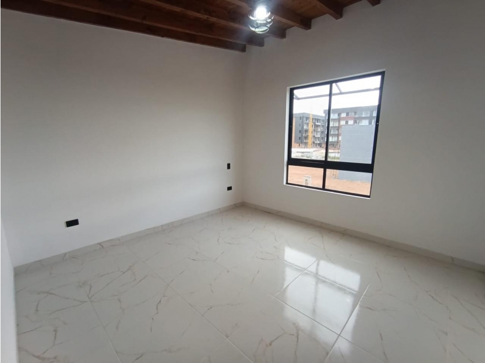 ENCANTADORA CASA EN VENTA LA CEJA — foto 3