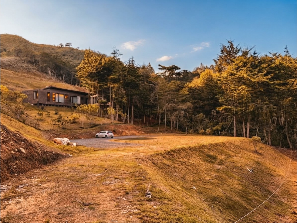 HERMOSO LOTE EN VENTA EN PARCELACIÓN EL RETIRO — foto 4