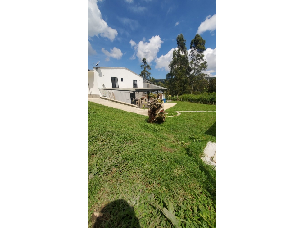 ESPECTACULAR FINCA EN VENTA GUARNE — foto 2