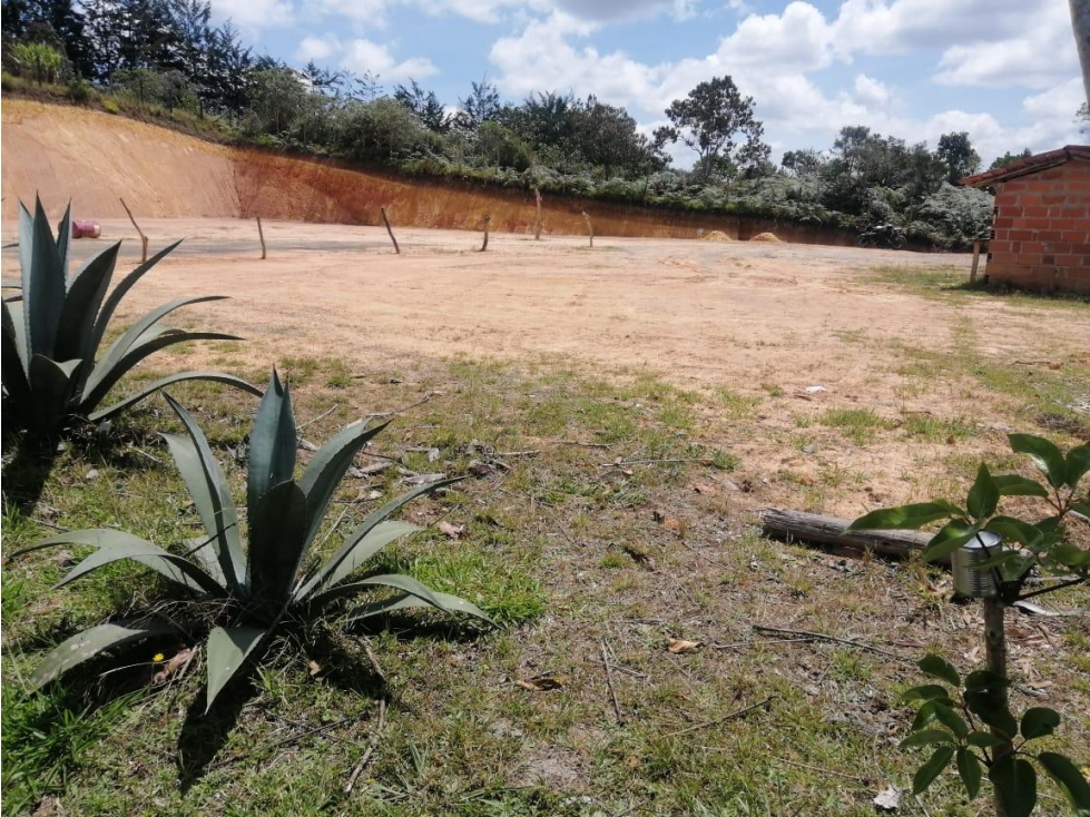 ENCANTADOR LOTE EN VENTA CONDOMINIO SAN VICENTE