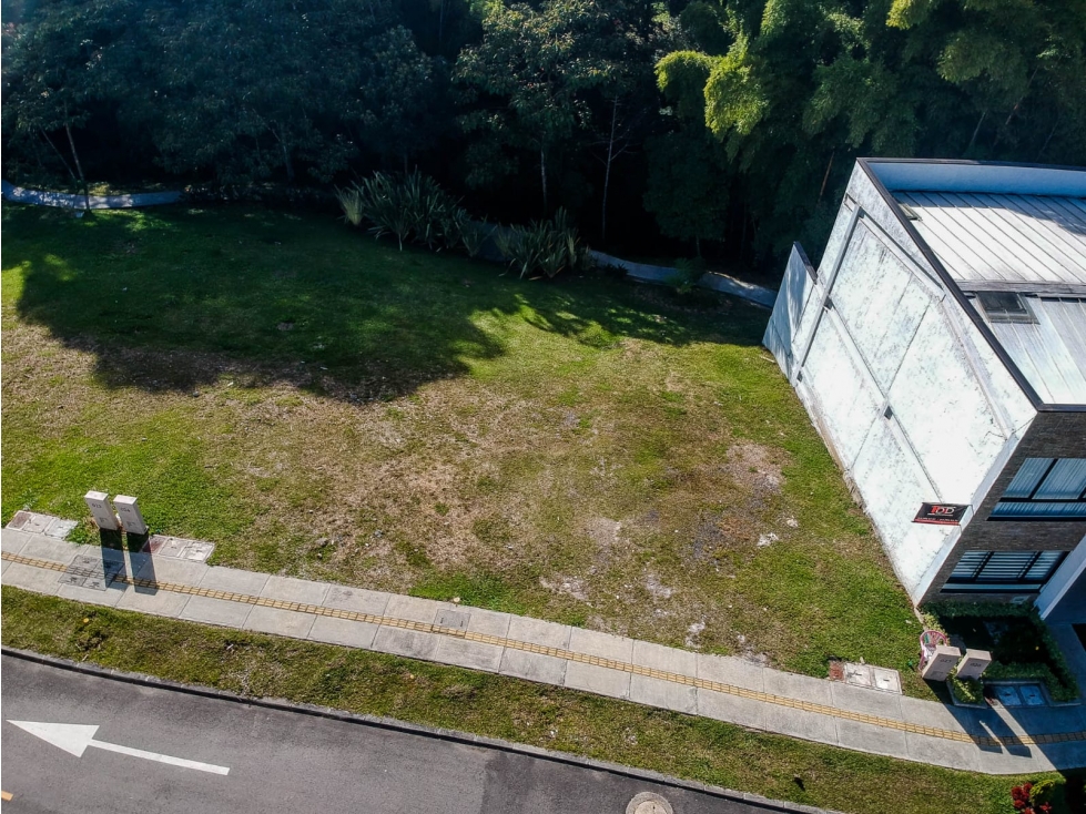 ENCANTADOR LOTE EN VENTA RIONEGRO-ANTIOQUIA — foto 4