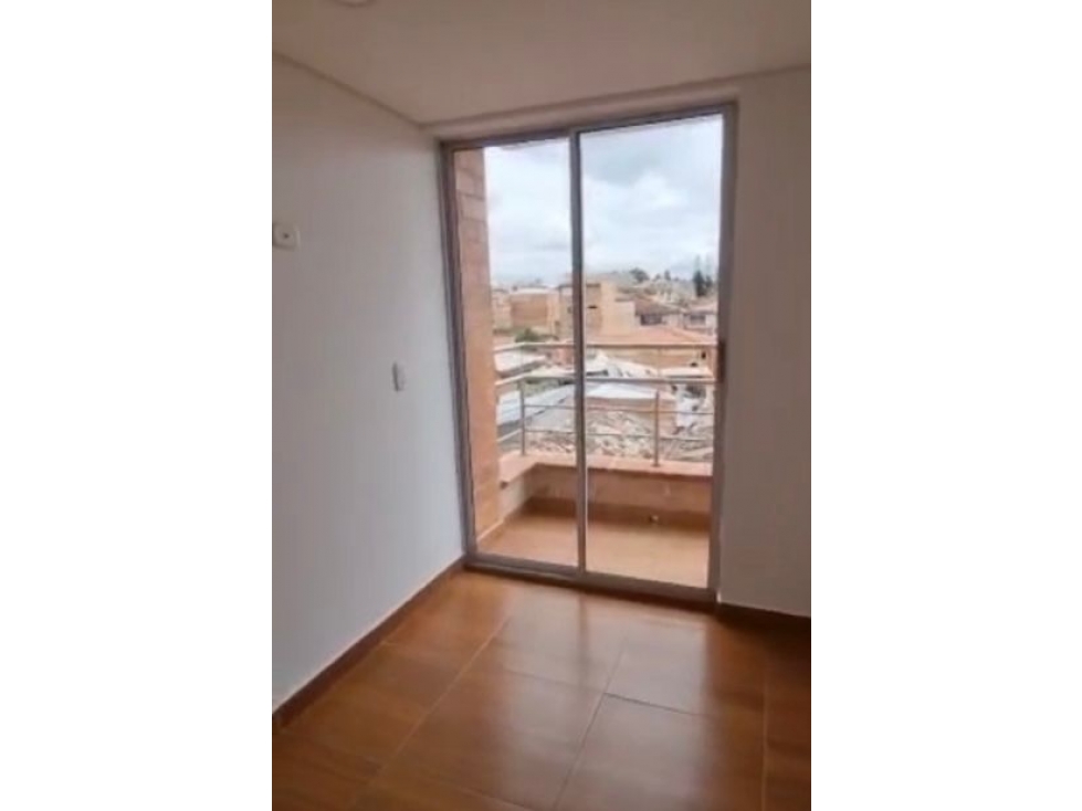 HERMOSO APARTAMENTO EN VENTA EL CARMEN DE VIBORAL — foto 2