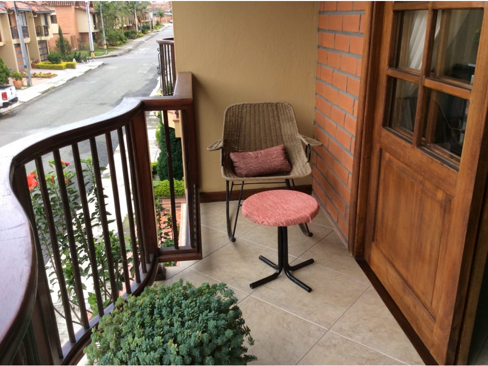 HERMOSA CASA EN VENTA EN RIONEGRO SECTOR SAN BARTOLO — foto 2