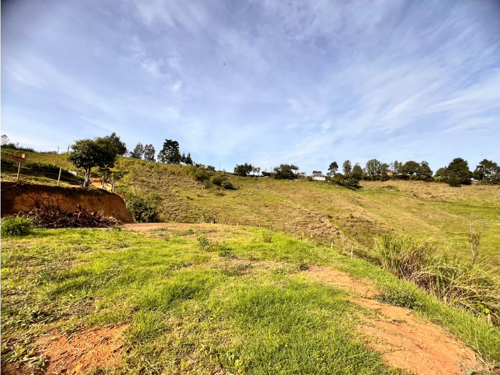 LINDO LOTE EN SEMIPARCELACION EN VENTA GUARNE — foto 4
