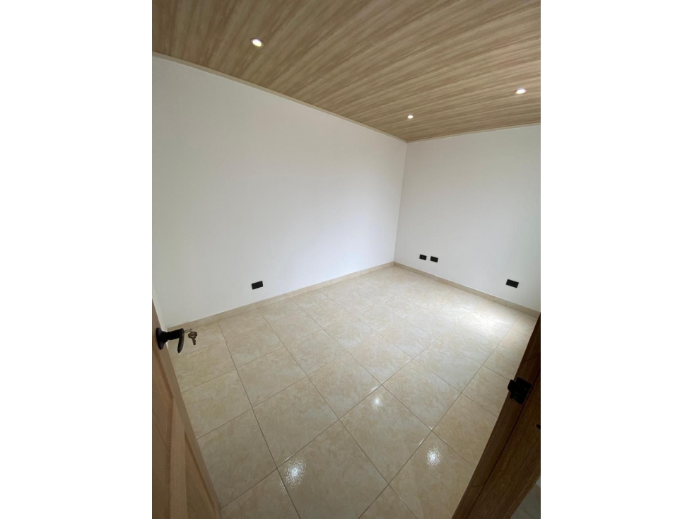 LINDO APARTAMENTO EN VENTA EL CARMEN DE VIBORAL — foto 3